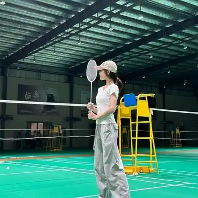 于睿英